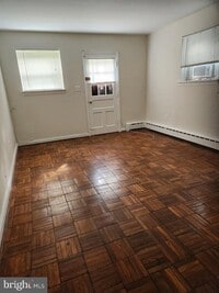 Building Photo - 8201 Houston Ct