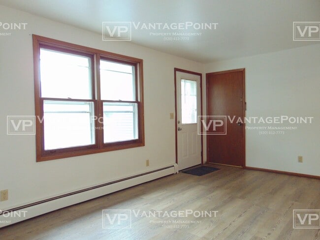 Building Photo - 2176 Carstensen Ln