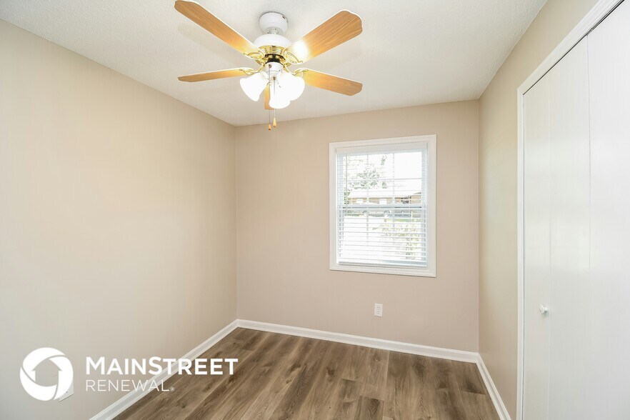 Building Photo - 1448 Raven Dr S