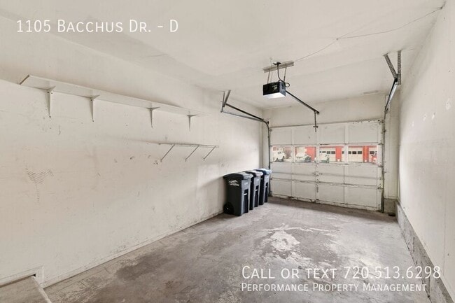 Building Photo - 1105 Bacchus Dr