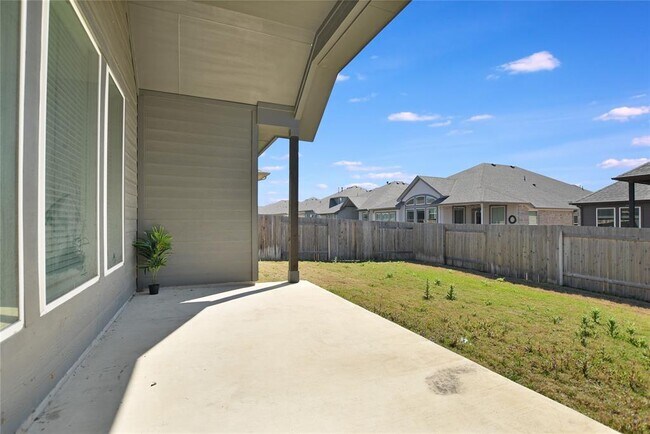 Building Photo - 498 Gamble Dr