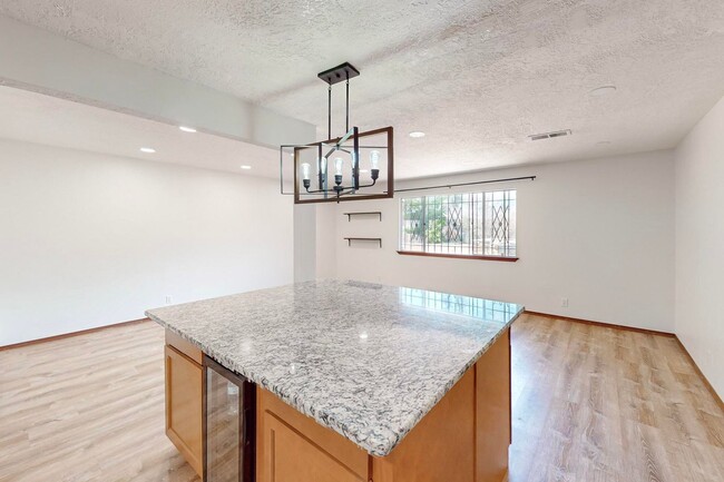 Building Photo - NE Brick Ranch 3/Bd 2/Ba 2 Cg 1782/sf