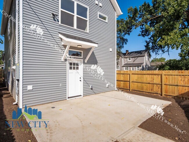 Building Photo - 2025 NEW YEAR'S SPECIAL! No App Fee! Newly Built 3 Bedroom 2.5 Bathroom Franklinton Home!