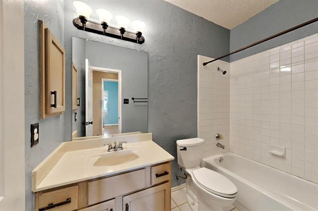 Building Photo - 2337 Vetchling Cir