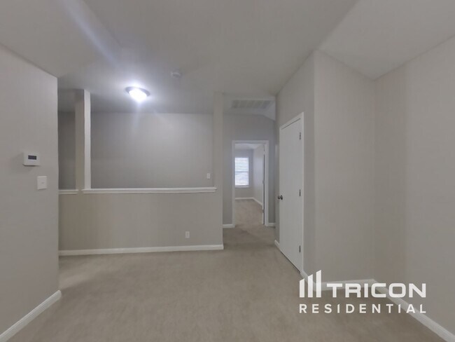 Building Photo - 8538 Rita Blanca Dr