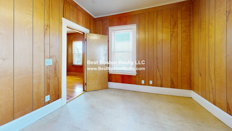 Building Photo - 72 Clinton St