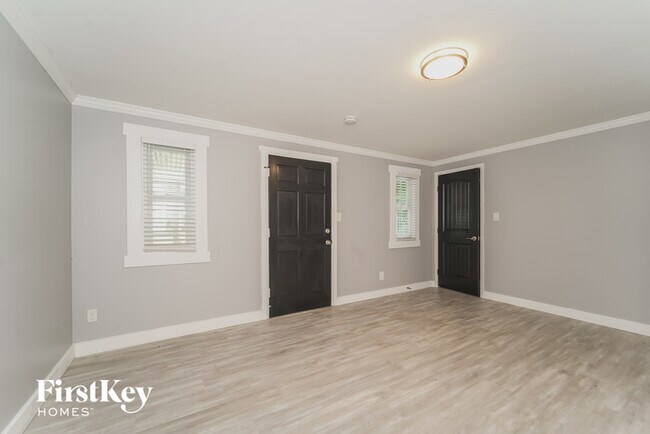 Building Photo - 4039 Seaforth Dr