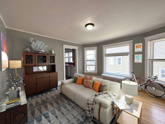 Primary Photo - 1122 E 5th St