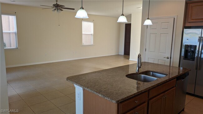 Building Photo - 3552 Brittons Ct