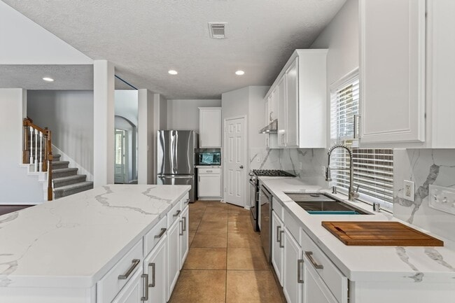Building Photo - 22 Frontera Cir