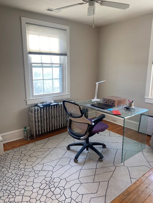 Building Photo - 213 E Glenside Ave