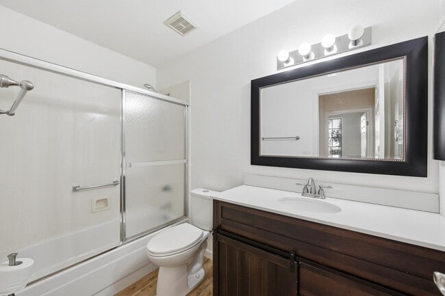 Building Photo - 11515 N 91st St