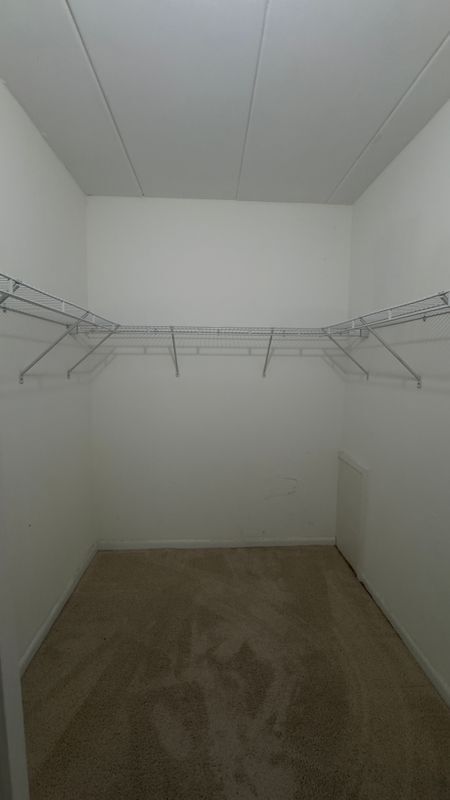 Building Photo - 6270 Edsall Rd