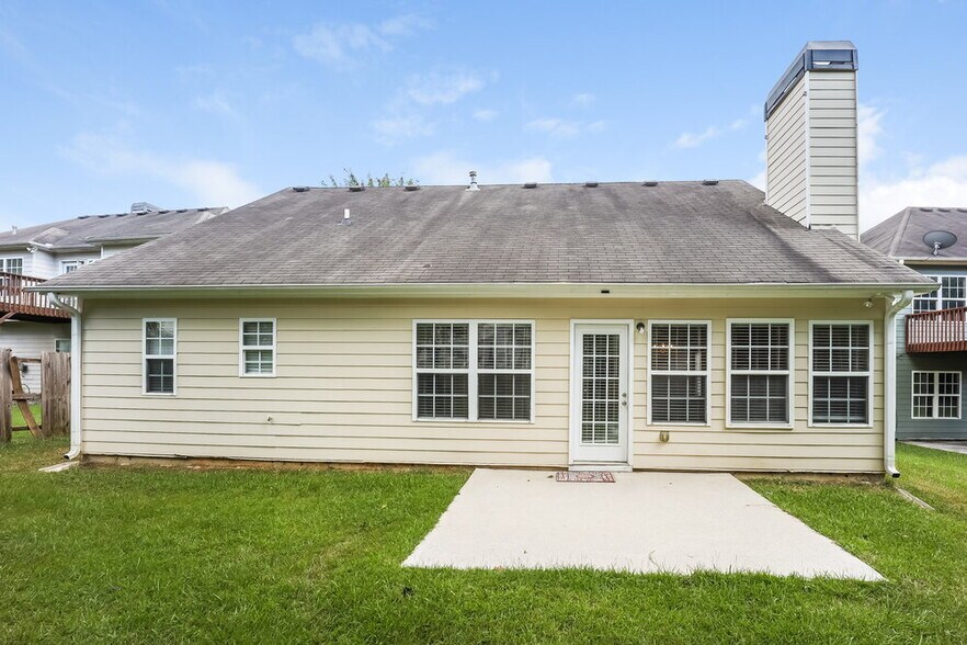 Building Photo - 1412 Cumberland Creek Ln SW