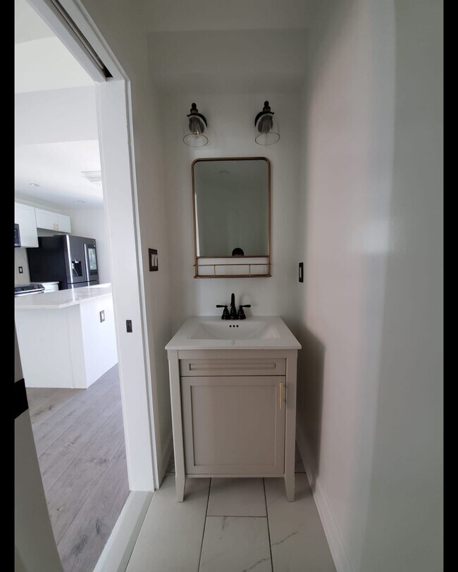 Half Bath - 5003 South Dakota Ave NE