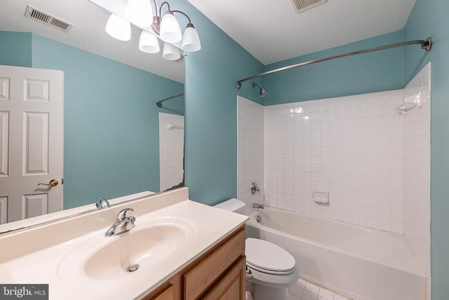 Building Photo - 117 Herndon Mill Cir