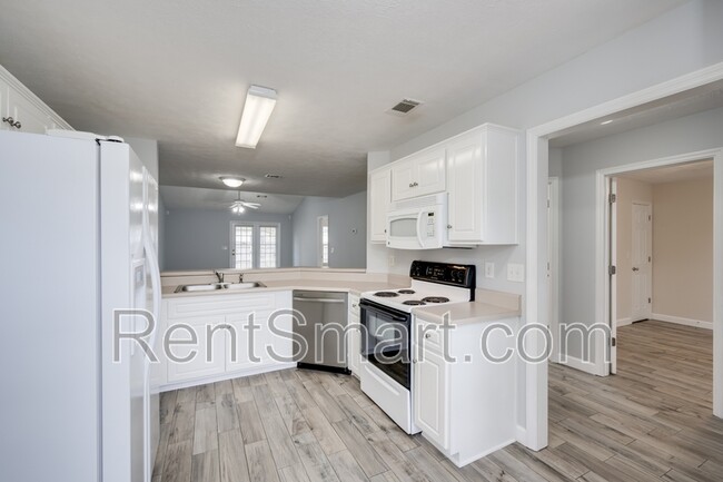 Building Photo - 965 Cammaron Way