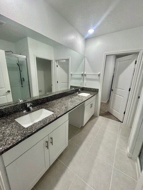 Building Photo - 9906 Spanish Lime Ct