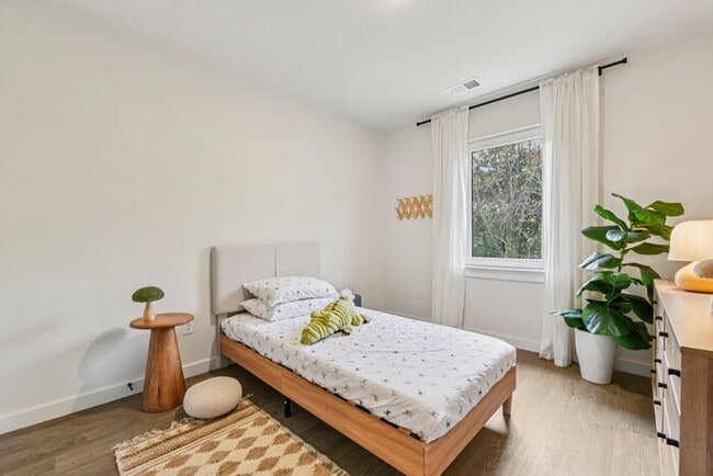 Building Photo - Brand-New Luxury Townhomes in Newton w/ Privacy Fence!