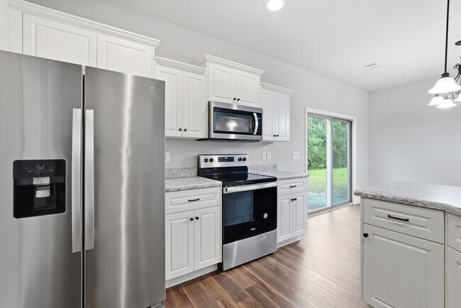 Building Photo - 217 Timberlake Dr
