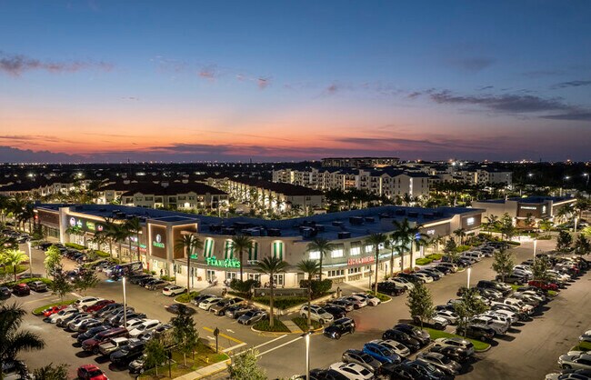 Nearby shopping - 2825 SW 127th Way