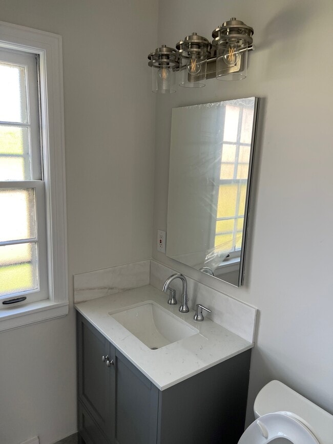 Bathroom - 555 Winnetka Ave