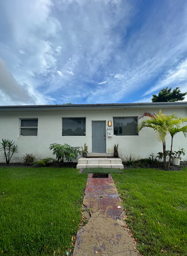 Front of House - 450 NW 125th St