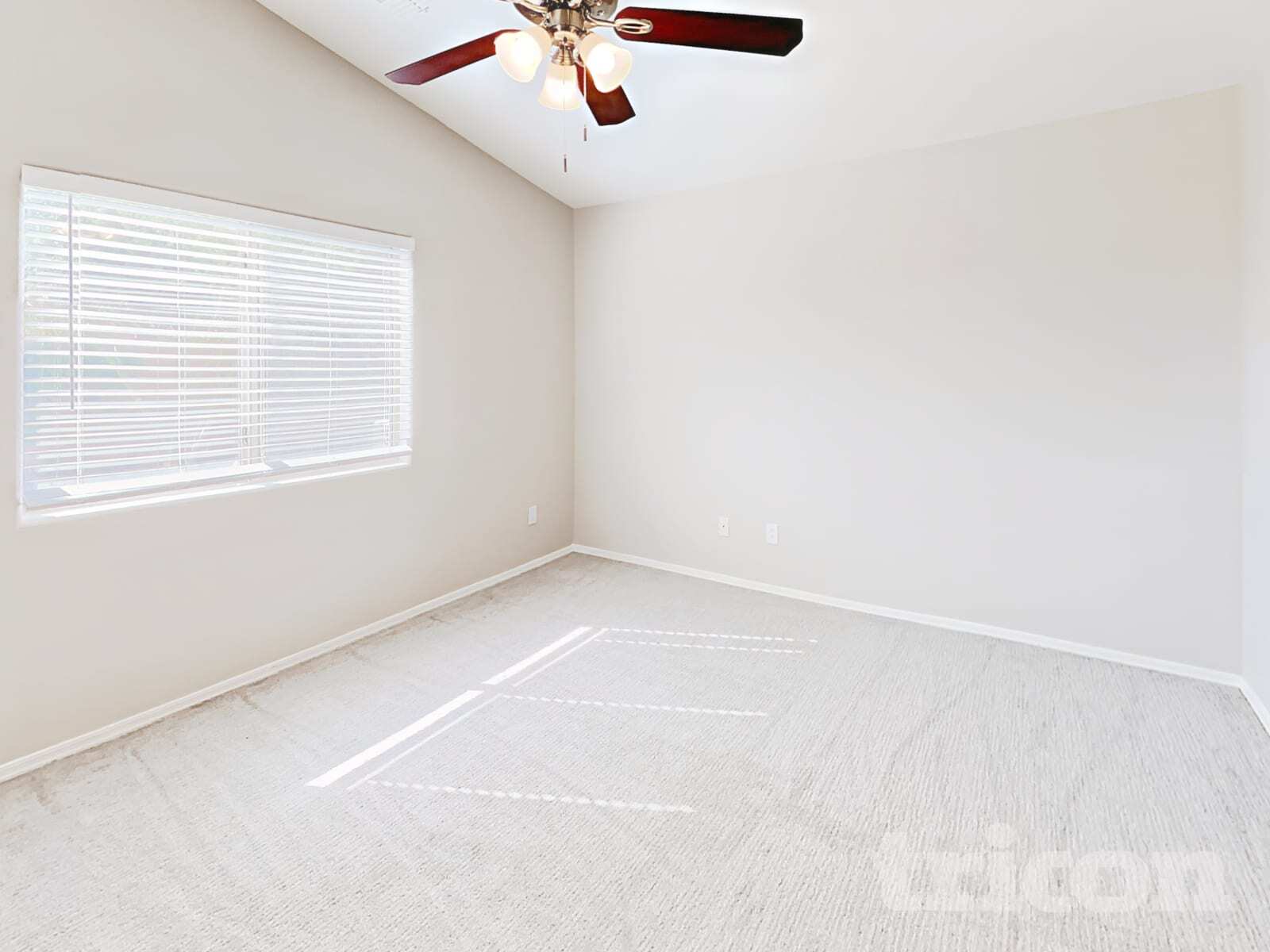 Building Photo - 21659 W Durango St