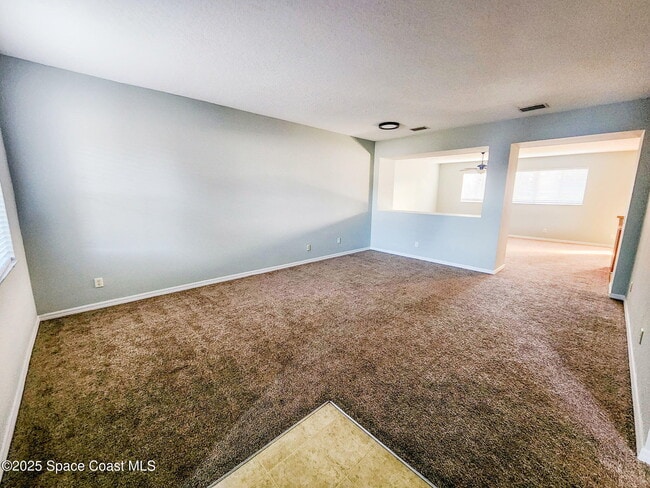 Building Photo - 1421 Halstead Ave NW