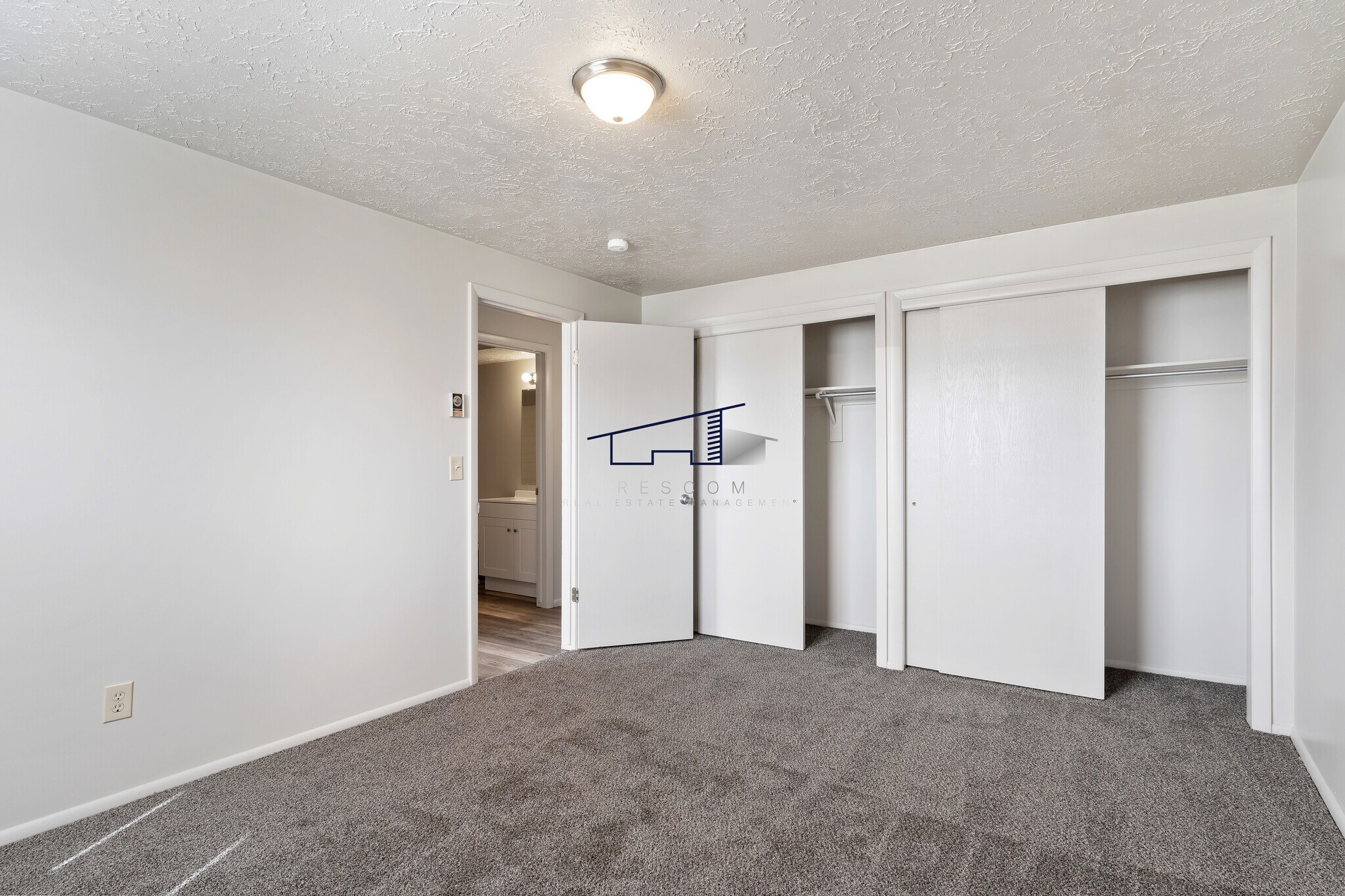 Building Photo - 5858 S 2000 W