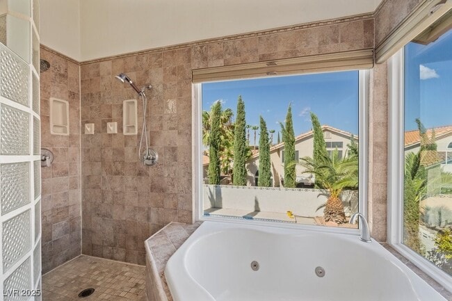 Building Photo - 8420 Haven Brook Ct