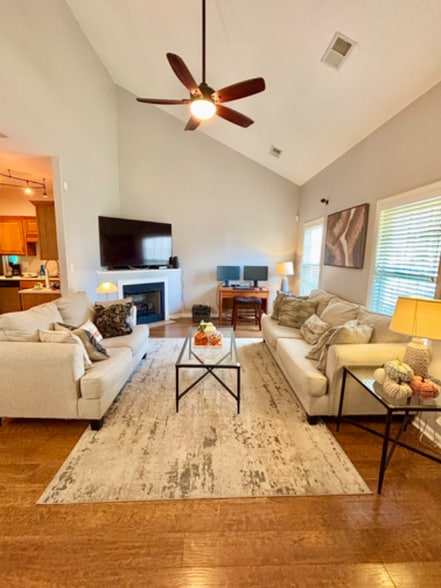 Building Photo - 169 Alexander Blvd