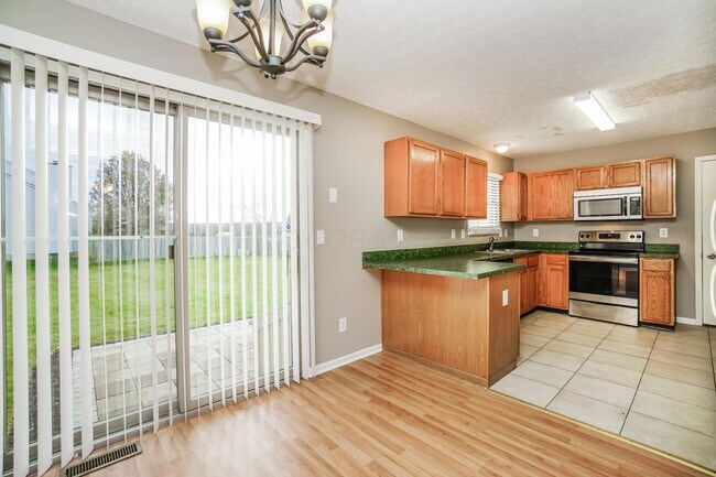 Building Photo - 1104 Mullens Ct