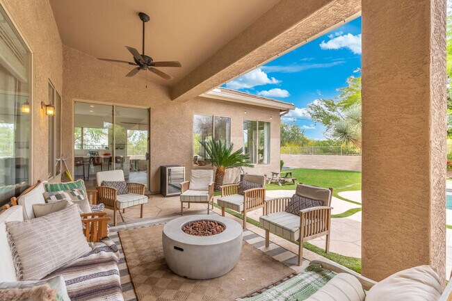 Building Photo - 5404 E Lonesome Trail