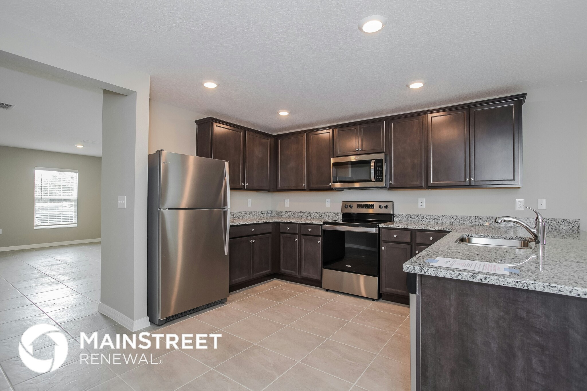 Building Photo - 333 Daffodil Ln