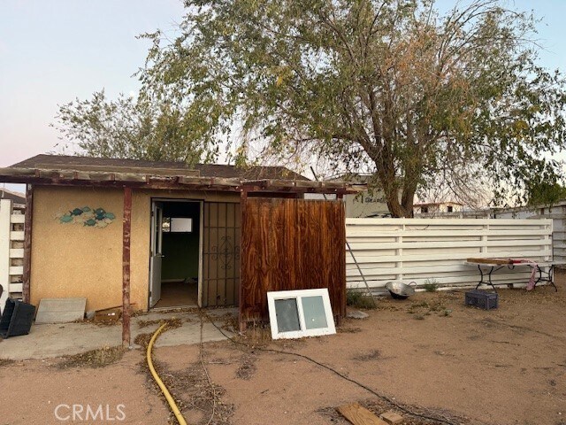 Building Photo - 16100 Navajo Rd