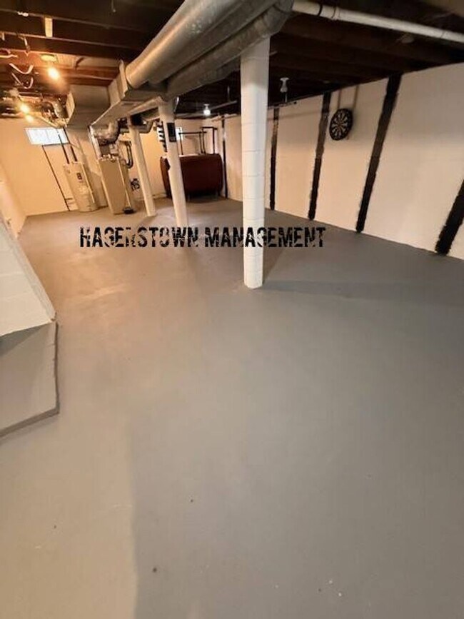 Building Photo - JUST REDUCED - MUST SEE - Single Level Living