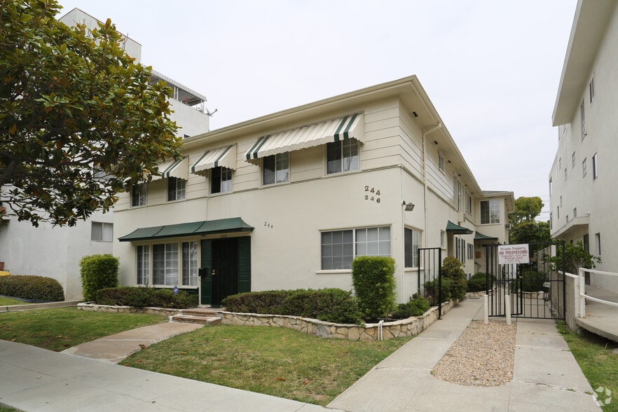 Primary Photo - 244 S Doheny Dr