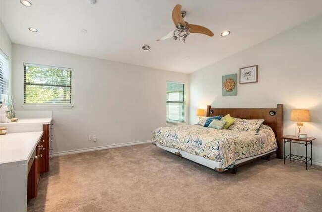 Building Photo - 2304 Wood Cliff Ct