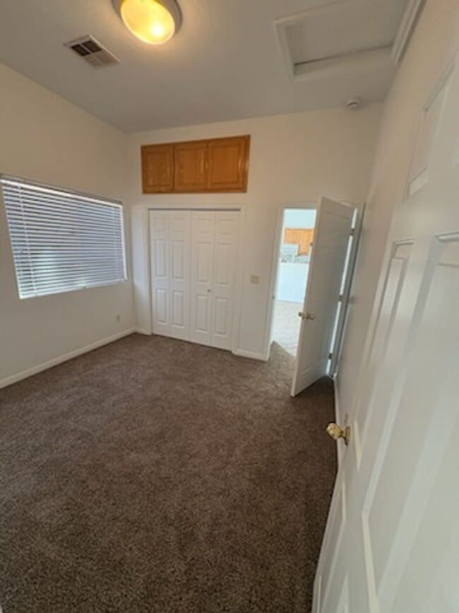 Building Photo - 3 Bedroom Townhome At Sky Ridge Community In Hurricane