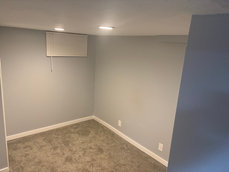 Building Photo - 8757 W Helen Dr