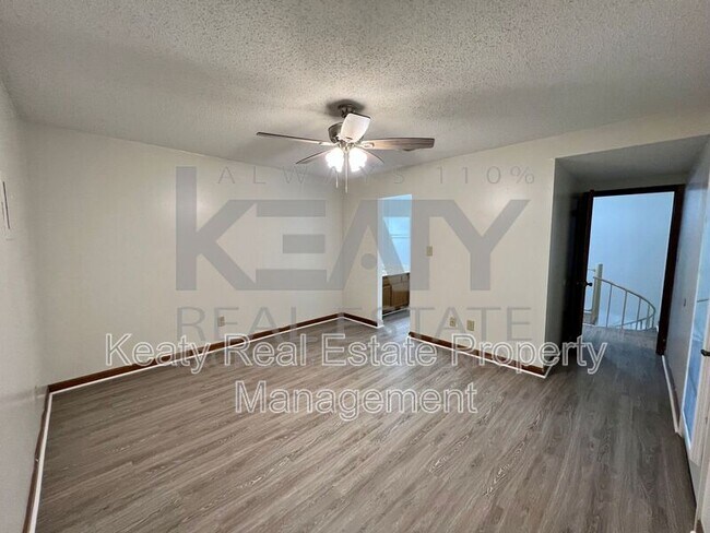 Building Photo - 113 Shekel Dr