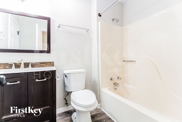 Building Photo - 3140 Ashly Brooke Dr