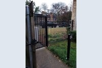 Building Photo - CHARMING