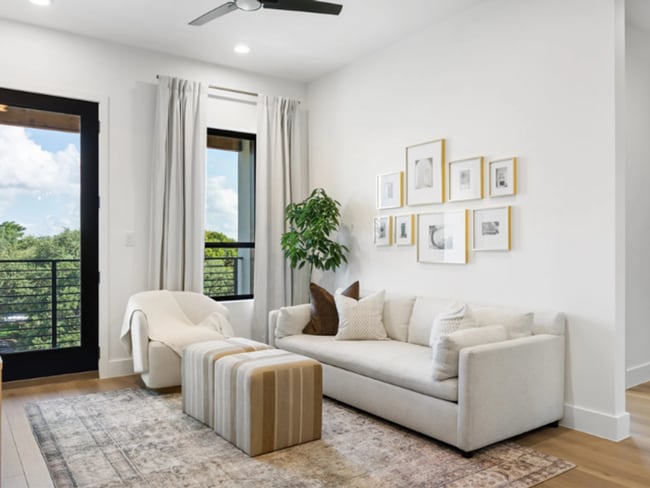 Building Photo - Prime UTSA Area Condo Rental | Stylish 1BR Near La Cantera & The Rim