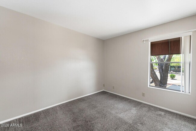 Building Photo - 16657 E Gunsight Dr