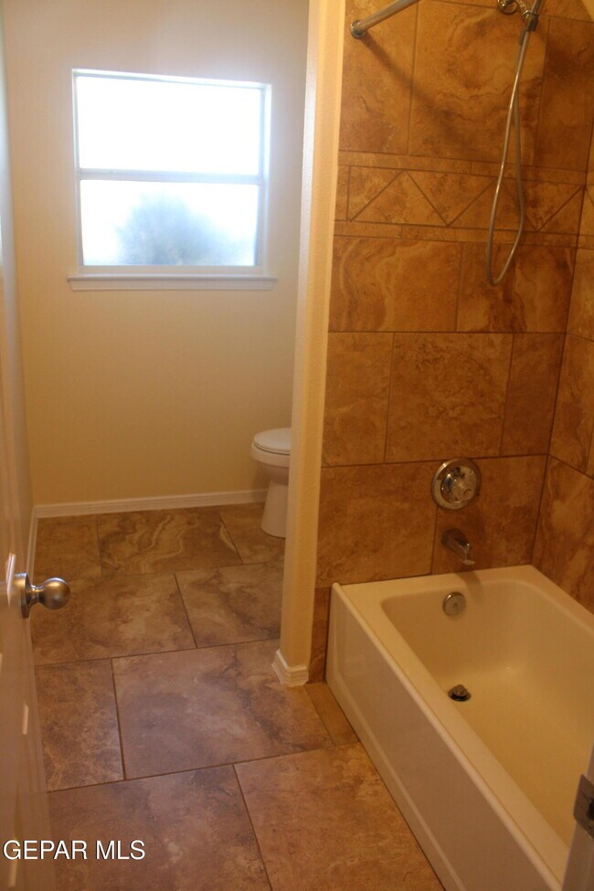 Building Photo - 12928 Hueco Pit Dr