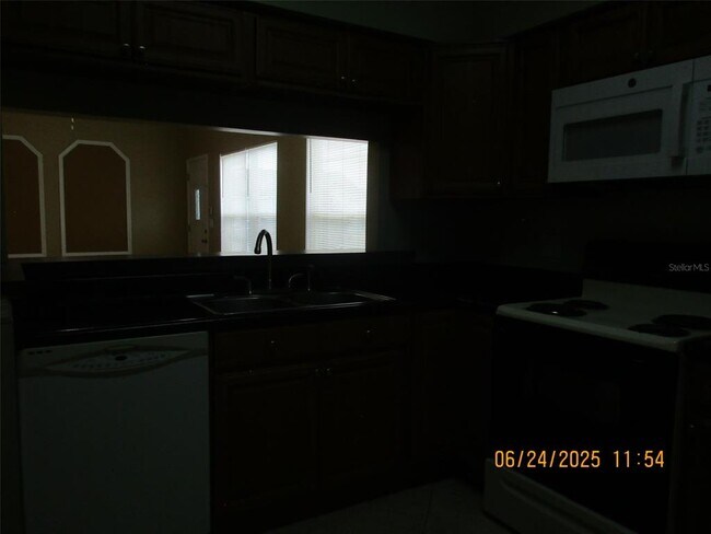 Building Photo - 3125 Wickham Ave