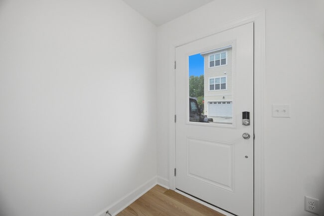 Building Photo - 909 Baltic Ave