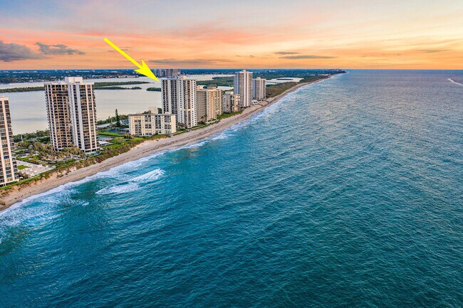 Building Photo - 5420 N Ocean Dr